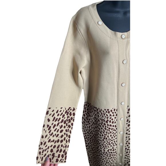 NWT Lily and Taylor Tan Spotted Dress Decorative Buttons Women’s Size Large - Picture 4 of 12